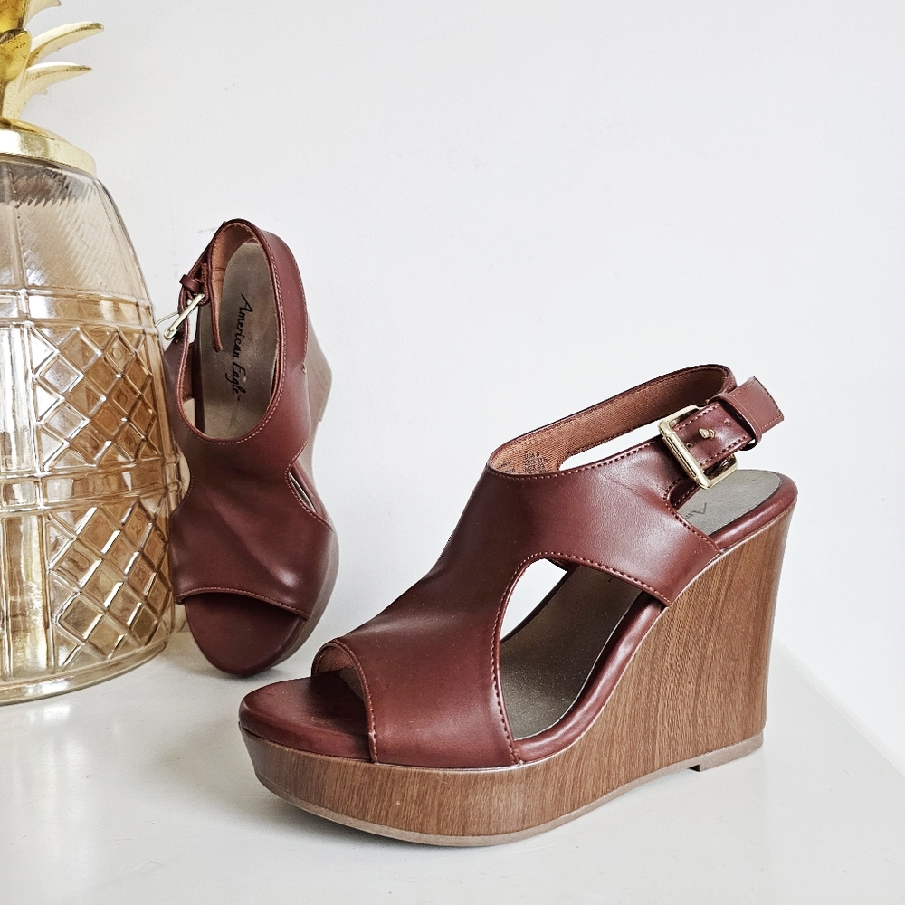 American Eagle Wedge Sandals Women 6 Brown Faux Wood Platform Open Toe Slingback